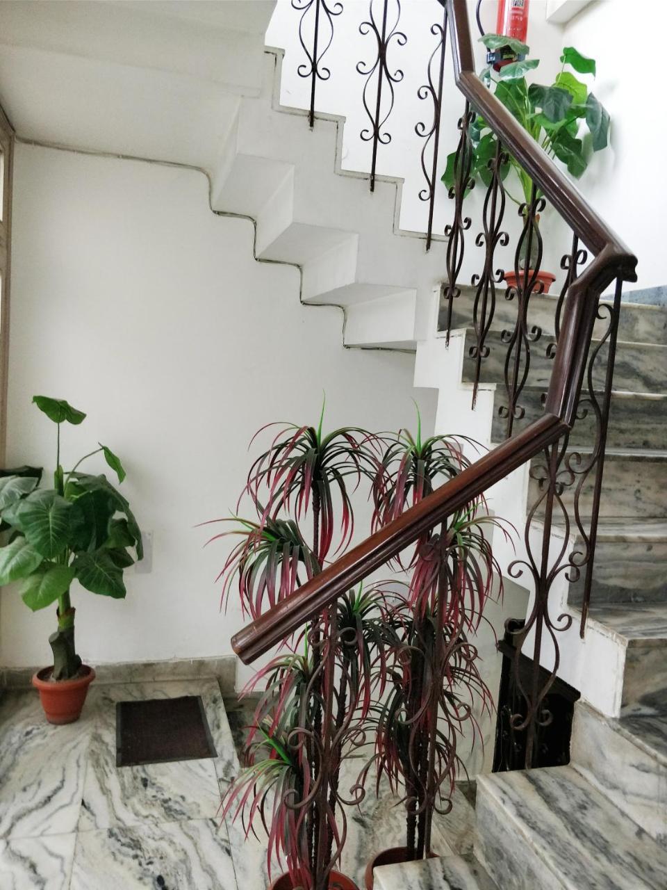 Fabexpress Hemkunt Mansion Ξενοδοχείο Νόιντα Εξωτερικό φωτογραφία